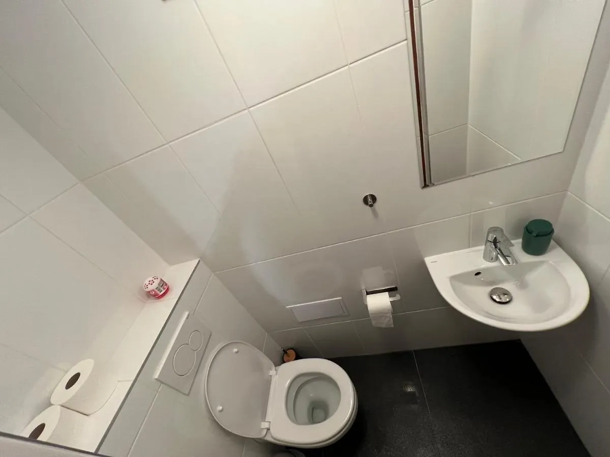 Hostel Do-Re-Mi Praag 0*,
